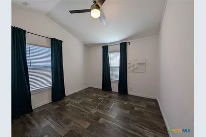 120 Water Hole Lane, New Braunfels, TX 78130 - Photo 20