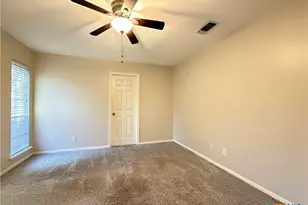 104 Calypso Ct, Victoria, TX 77901 - Photo 10