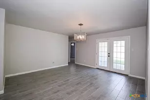 205 Tanglewood Rd, Temple, TX 76502 - Photo 6