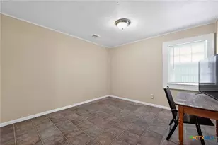 205 Lakewood Dr, Gatesville, TX 76528 - Photo 16