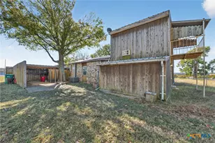 205 Lakewood Dr, Gatesville, TX 76528 - Photo 28