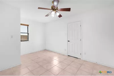 103 W Hogan Drive, Copperas Cove, TX 76522 - Photo 24