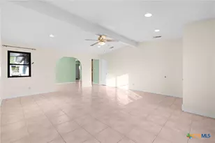 103 W Hogan Dr, Copperas Cove, TX 76522 - Photo 12