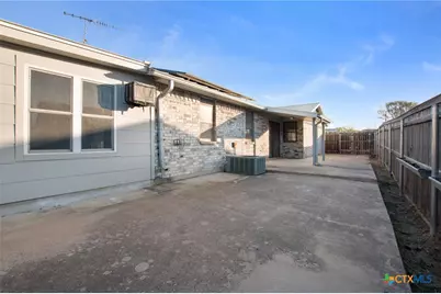 103 W Hogan Drive, Copperas Cove, TX 76522 - Photo 6