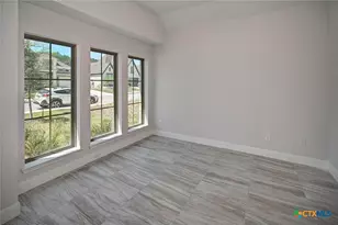 24118 Sidehill Lie, San Antonio, TX 78261 - Photo 4