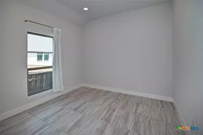 24118 Sidehill Lie, San Antonio, TX 78261 - Photo 6