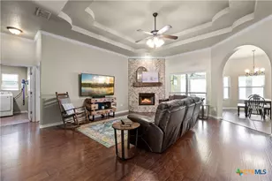 1420 Loving Trl, Belton, TX 76513 - Photo 4