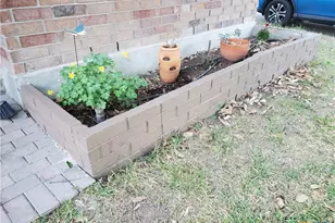 3854 Cherokee Blvd, New Braunfels, TX 78132 - Photo 2