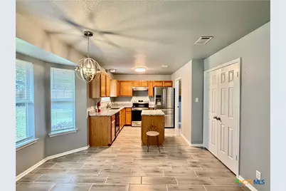 7 S Bobcat Court, Morgans Point Resort, TX 76513 - Photo 6