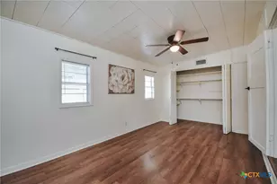 1310 E Rosebud Ave, Victoria, TX 77901 - Photo 6