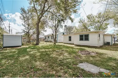 1310 E Rosebud Avenue, Victoria, TX 77901 - Photo 20