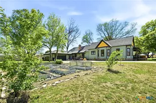 703 W Buck St, Caldwell, TX 77836 - Photo 28