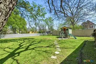 703 W Buck Street, Caldwell, TX 77836 - Photo 30