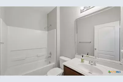 1951 Barn Swallow, New Braunfels, TX 78130 - Photo 16