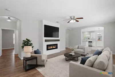 1951 Barn Swallow, New Braunfels, TX 78130 - Photo 2