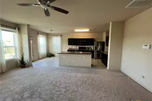 1057 Clarkston Dr, Seguin, TX 78155 - Photo 4