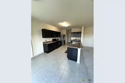 1057 Clarkston Drive, Seguin, TX 78155 - Photo 6