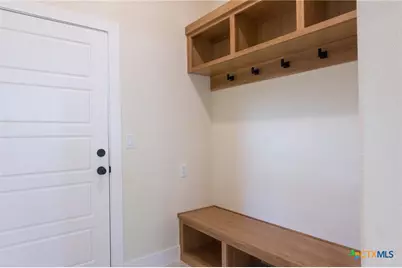 1105 W 1st Street, Lampasas, TX 76550 - Photo 28