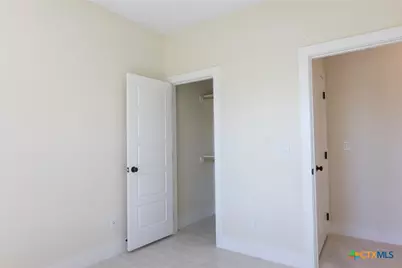 1105 W 1st Street, Lampasas, TX 76550 - Photo 16