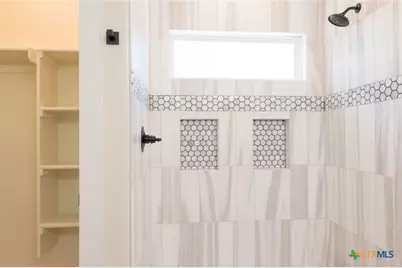 1105 W 1st Street, Lampasas, TX 76550 - Photo 24