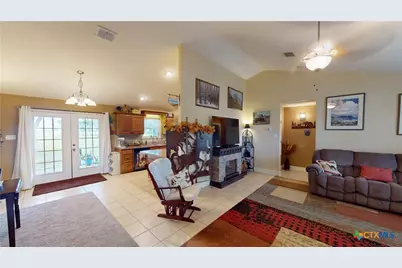 164 Russell Road, Victoria, TX 77904 - Photo 12