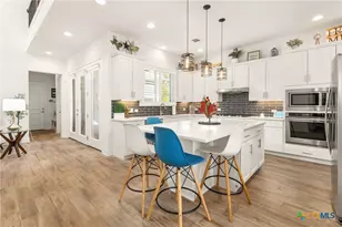 1108 Hauptstrasse, New Braunfels, TX 78130 - Photo 6