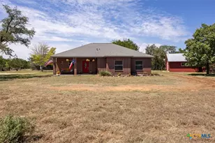 495 Hill Country Dr, Pipe Creek, TX 78063 - Photo 36