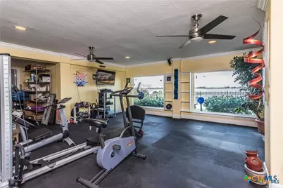 792 W Bayshore Drive, Palacios, TX 77465 - Photo 20