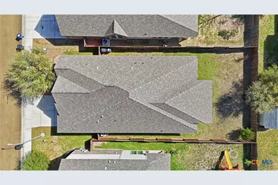 2125 Pioneer Pass, Seguin, TX 78155 - Photo 30