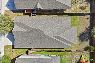 2125 Pioneer Pass, Seguin, TX 78155 - Photo 30