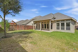 2125 Pioneer Pass, Seguin, TX 78155 - Photo 26