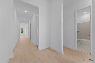 5528 Paschal Park, New Braunfels, TX 78132 - Photo 2