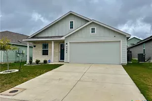 1906 Fieldfare, New Braunfels, TX 78130 - Photo 2