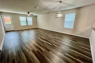 1906 Fieldfare, New Braunfels, TX 78130 - Photo 6