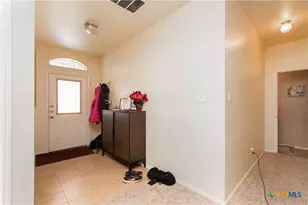 1906 Mike Dr, Copperas Cove, TX 76522 - Photo 2