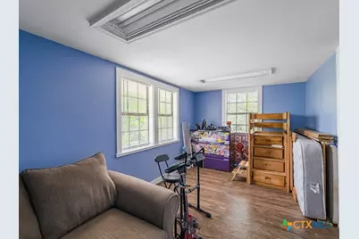 205 Hubbard Street, Yoakum, TX 77995 - Photo 22