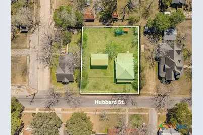 205 Hubbard Street, Yoakum, TX 77995 - Photo 18