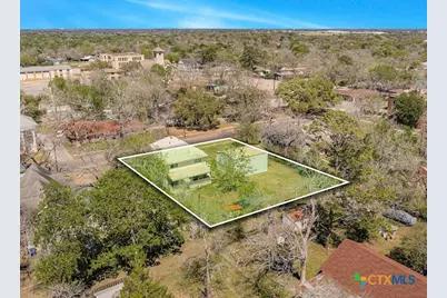 205 Hubbard Street, Yoakum, TX 77995 - Photo 34