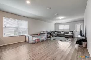 927 Watson Wy, San Antonio, TX 78221 - Photo 20