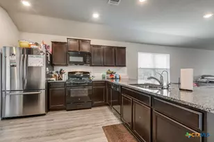 927 Watson Wy, San Antonio, TX 78221 - Photo 16