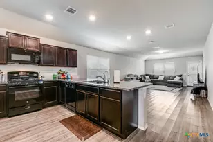 927 Watson Wy, San Antonio, TX 78221 - Photo 18