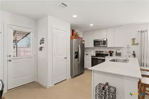 323 Alta Vis Ter, Seguin, TX 78155 - Photo 16