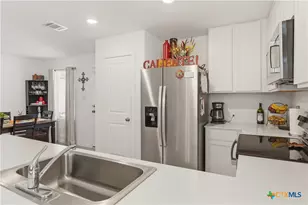 323 Alta Vis Ter, Seguin, TX 78155 - Photo 18