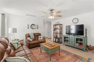 323 Alta Vis Ter, Seguin, TX 78155 - Photo 2