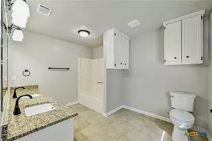 369 County Rd 4314, Lampasas, TX 76550 - Photo 18