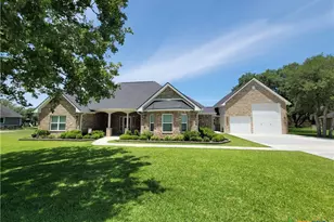 267 Oak Vw Dr, Inez, TX 77968 - Photo 2