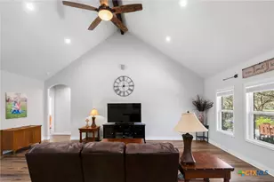 267 Oak Vw Dr, Inez, TX 77968 - Photo 6