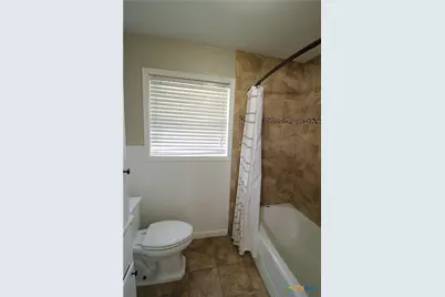 417 Salisbury Lane, Victoria, TX 77904 - Photo 28