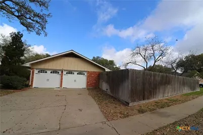 417 Salisbury Lane, Victoria, TX 77904 - Photo 4