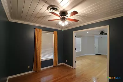 417 Salisbury Lane, Victoria, TX 77904 - Photo 8